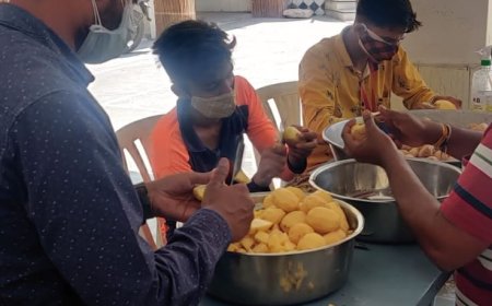 A Warm Meal, A Warm Heart